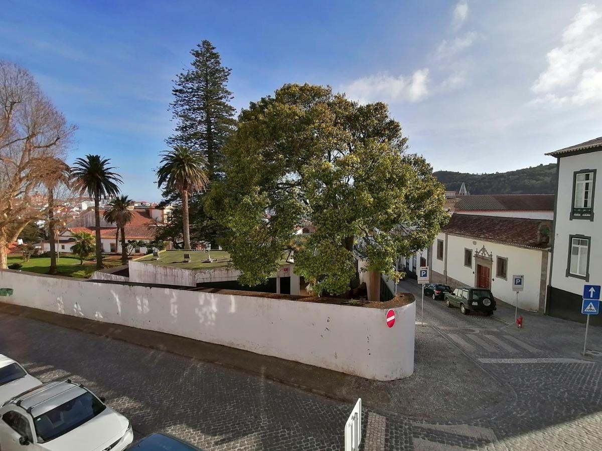Miragaia Star Apartments Angra do Heroismo Exterior photo